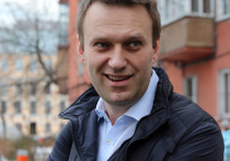 Алексею Навальному, вероятно, наскучило «бить в бубен» Дмитрия Медведева, и он выбрал более лакомую цель