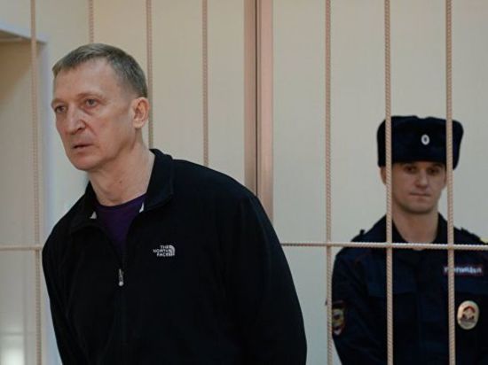 Экс-глава кузбасского СК пробудет в СИЗО еще три месяца 