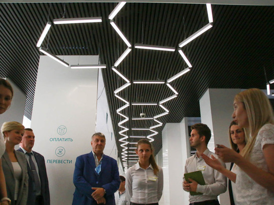 В Саратове открылся безналичный офис ПАО "Сбербанк" с новым "дизайном будущего"