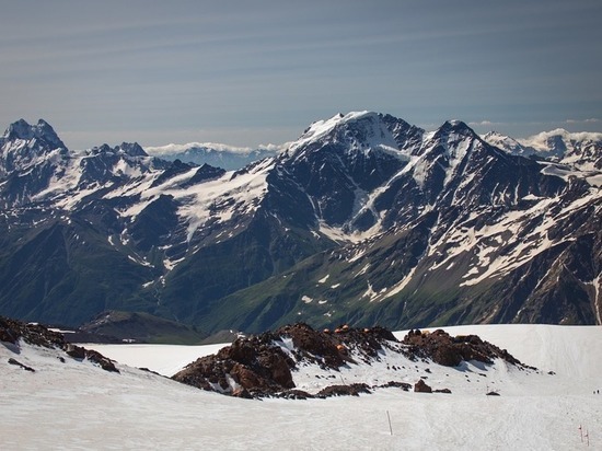 Селевой поток спровоцировало таяние ледников в горах КБР