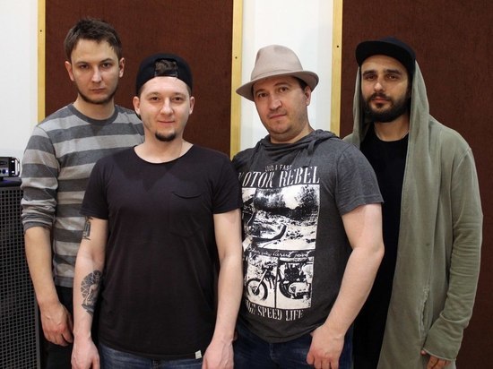 Российская рок-группа "Мертвые Дельфины" впервые выступит в Калуге