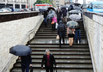 Мощные дожди идут в Москву на смену летней погоде