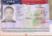 Администрация президента США Дональда Трампа может ограничить выдачу виз гражданам четырех государств, которые не хотят сотрудничать с Вашингтоном в области депортации