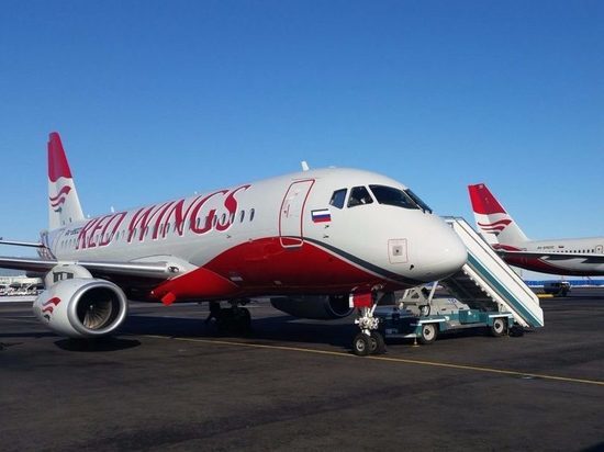 Авиакомпания Red Wings не предупреждает пассажиров о задержках своих рейсов 