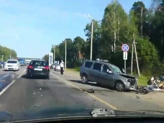 На выезде из Новой Ляды в страшном ДТП погиб водитель "Ларгуса"