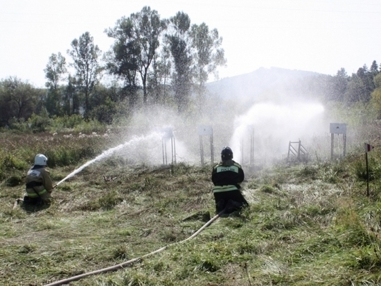 В Республике Алтай состоялись соревнования по пожарному биатлону