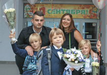 Иван в нетерпении ждал 1 сентября, с мая уже спрашивал, когда же он уже пойдет в школу