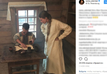 Ксения Собчак удивила своих подписчиков в Instagram новым образом и подыграла тем, кто предсказал ей политическую карьеру