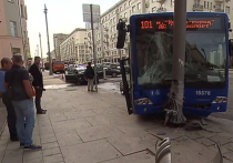 Автомобилист, протаранивший утром 4 сентября рейсовый автобус на 1-й Тверской-Ямской улице, скорее всего, потерял контроль над дорогой из-за неважного самочувствия