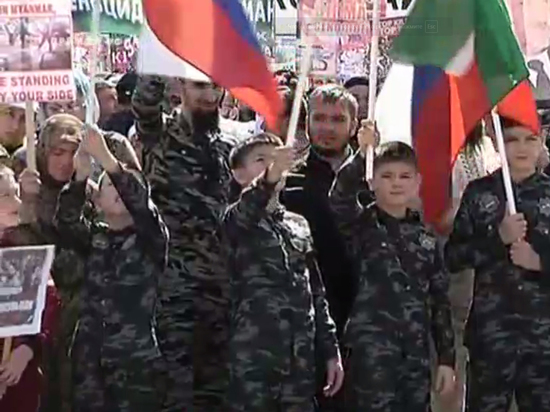 «На телефоны приходили сообщения с видео муфтия Чечни»