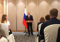 Президент России Владимир Путин назвал поведение США «беспрецедентным» во время своего выступления на  пресс-конференции по итогам девятого саммита БРИКС