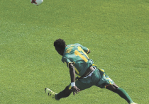 Международная федерация футбола (ФИФА) приняла довольно неожиданное решение переиграть матч квалификационного турнира к чемпионату мира-2018 ЮАР — Сенегал
