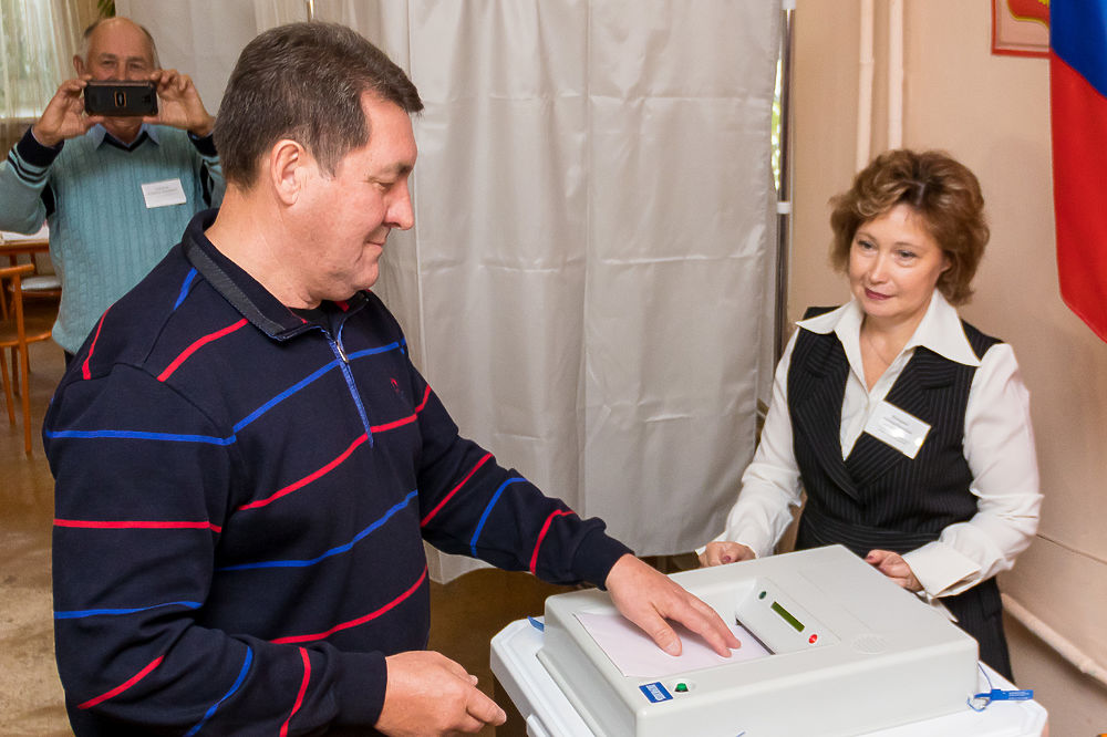 Фоторепортаж: Как проходили выборы в Барнаульскую городскую думу