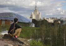 В понедельник, 11 сентября, для свободного посещения открылся парк «Зарядье», раскинувшийся за Васильевским спуском