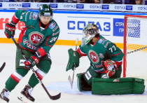 В восьмом туре регулярного чемпионата КХЛ хоккеисты казанского «Ак Барса» встречались на своем льду с московским «Спартаком»