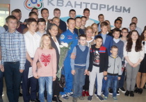 Стать космонавтом — такой была заветная мечта практически всех мальчишек в СССР, да и многих девчонок тоже