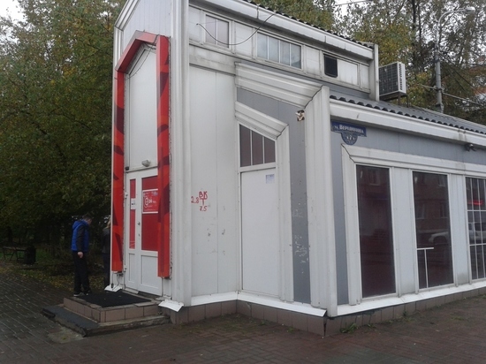 По распоряжению Ивана Кляйна по проспекту Кирова снесли кафе, но оставили зал игровых автоматов