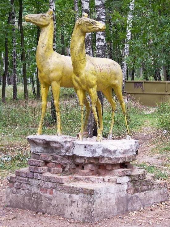 Они хотят за свой счет восстановить элемент скульптуры, ставшей символом местного парка