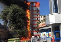 Крупный пожар в отеле «Торн Хаус» тушат полсотни спасателей