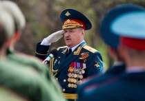 Российский сенатор, зампред комитета Совета Федерации по обороне и безопасности Франц Клинцевич заявил, что гибель в Сирии генерал-лейтенанта Валерия Асапова стало следствием предательства. 