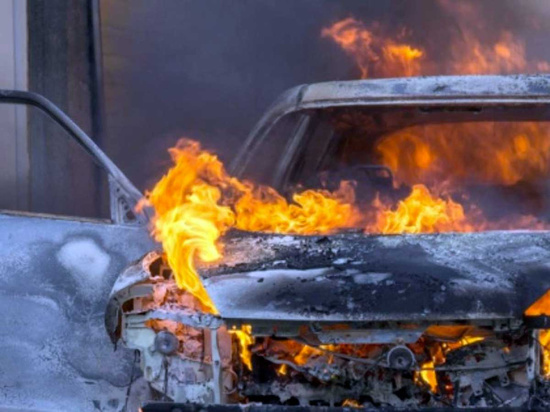 Региональное МЧС сообщает о двух случаях возгорания транспортных средств в Оренбургской области