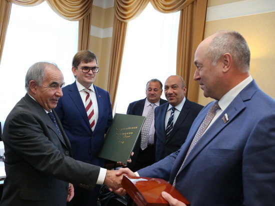 Евгений Лебедев встретился с чрезвычайным и полномочным послом Республики Мальта