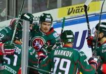 Сегодня в очередном туре регулярного чемпионата КХЛ казанский «Ак Барс» принимает «Сибирь» из Новосибирска, которая пока что находится вне «зоны плей-офф», занимая в Восточной конференции девятое место