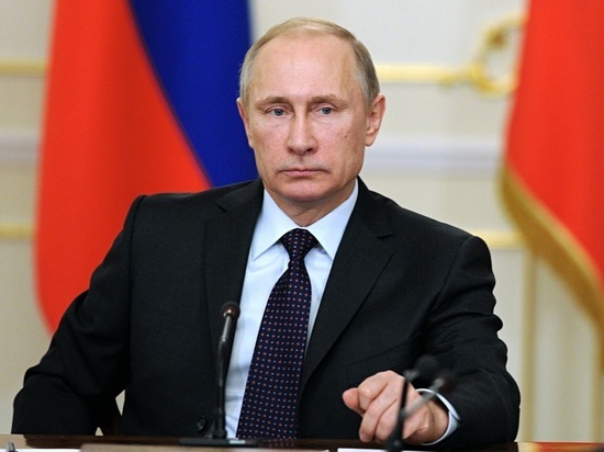 А также тамбовчане подготовят для Владимира Путина "живую" поздравительную открытку