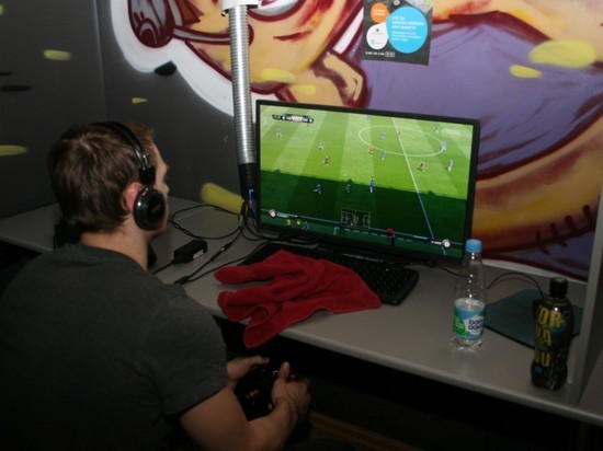 «Ростелеком» поддержал турнир по интерактивному футболу в Барнауле
