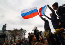 Акция оппозиции в Москве впервые за много лет прошла без задержаний