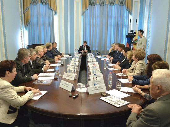 Николай Любимов провел встречу с руководителями региональных профсоюзов