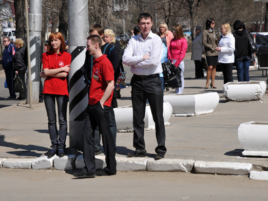 В День учителя саратовцы подверглись жёсткой дрессировке со стороны телефонных террористов