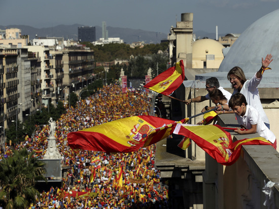 Эксперты прогнозируют развитие событий в Испании после ультиматума Мадрида