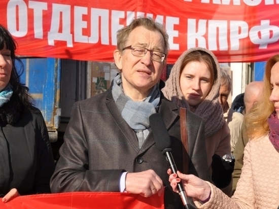 Забайкальский коммунист Владимир Поздняков выступил с критикой федерального центра