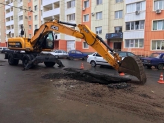 Из-за аварии в Оренбурге более 3 тысяч людей остались без воды