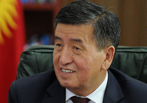 В Киргизии завершились президентские выборы, на которых, по предварительным данным, победу одержал пропрезидентский кандидат Сооронбай Жээнбеков (на фото)