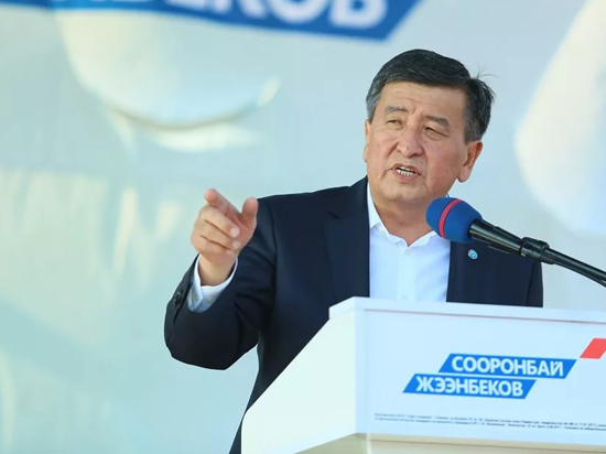Кыргызстан избрал нового президента, страну возглавит Сооронбай Жээнбеков 