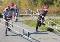 В этом году традиционные соревнования по пожарно-прикладному спорту среди подразделений противопожарной службы Сахалинской области были посвящены 80-летию данного вида спорта в России