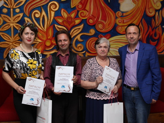 «МК» наградил финалистов конкурса «ВторДизайн» «МК» наградил финалистов конкурса «ВторДизайн»