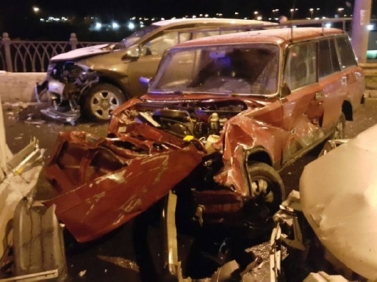 Крупная авария в Рыбинске, столкнулись три автомобиля