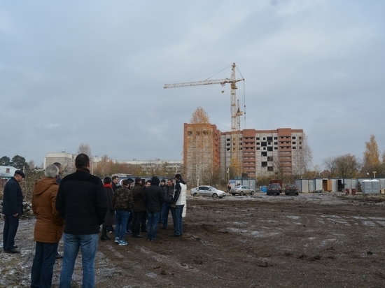 Глава Серпуховского района осмотрел строящиеся объекты