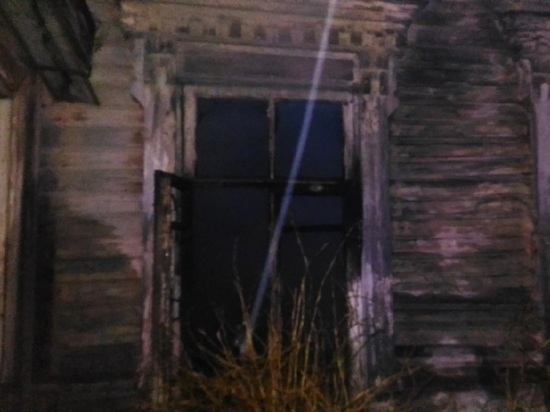 В Заволжском районе Ярославля сгорел дом-дача
