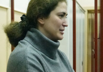 Директора Российского академического молодежного театра (РАМТ) Софью Апфельбаум, обвиняемую по делу о мошенничестве в «Седьмой студии», Басманный суд Москвы в пятницу заключил под домашний арест. Она не признала вину, но допустила, что могла совершить халатность.