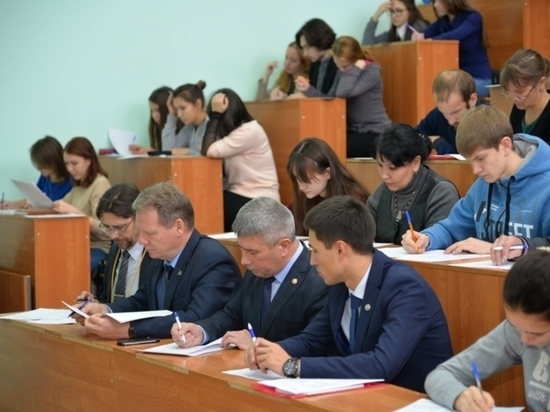Кадышев принял участие в проверке этнографической грамотности 