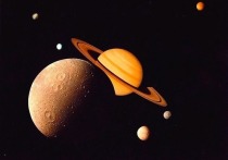 Спутник Сатурна Энцелад является одним из очень немногих космических объектов в Солнечной системе, на которых, по мнению ряда ученых, могла бы зародиться жизнь