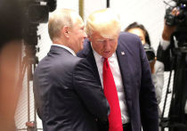 Невероятно, но факт: находясь в Дананге (Вьетнам), президент США Дональд Трамп вновь заявил: «Я верю президенту России Владимиру Путину, что он искренен, когда отрицает российское вмешательство в наши президентские выборы 2016 года»