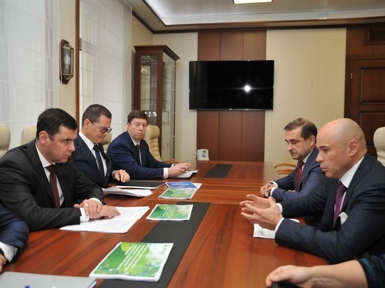 Дмитрий Миронов и вице-президент Сбербанка обсудили возможность изменения процентной ставки по госконтрактам