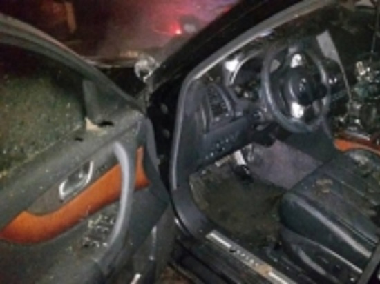 Горят как свечи – в Иванове ночью опять тушили автомобиль