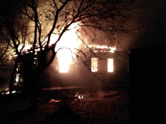 В Угличском районе сгорел дом-дача