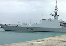 Российские военные отслеживают передвижения французского "фрегата-невидимки" La Fayette, вошедшего в воскресенье в акваторию Черного моря